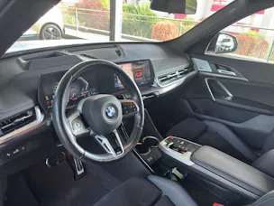 BMW X1 23i xDrive paddles