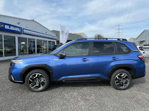 Subaru Forester Station 2.0i e-Boxer Swiss Plus