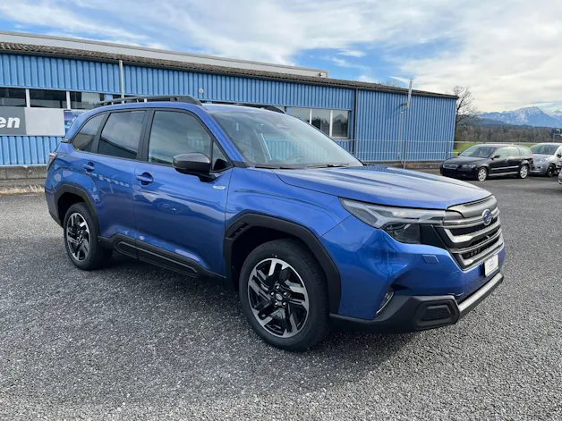 Subaru Forester Station 2.0i e-Boxer Swiss Plus