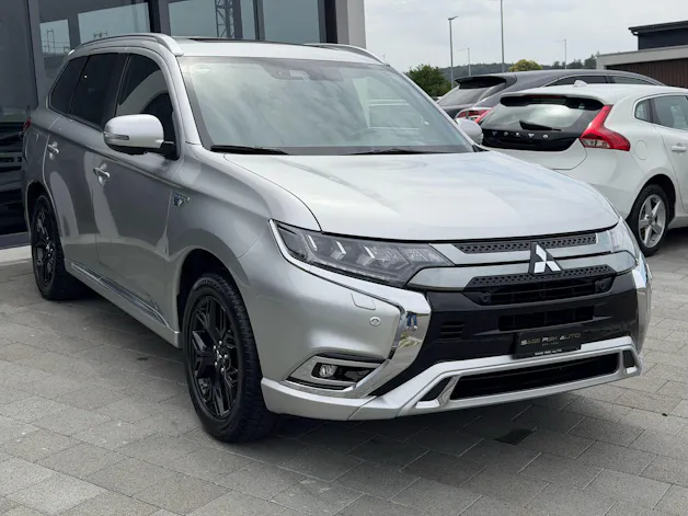 Mitsubishi Outlander 2.4 PHEV Diamond