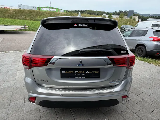 Mitsubishi Outlander 2.4 PHEV Diamond