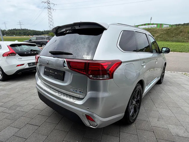 Mitsubishi Outlander 2.4 PHEV Diamond