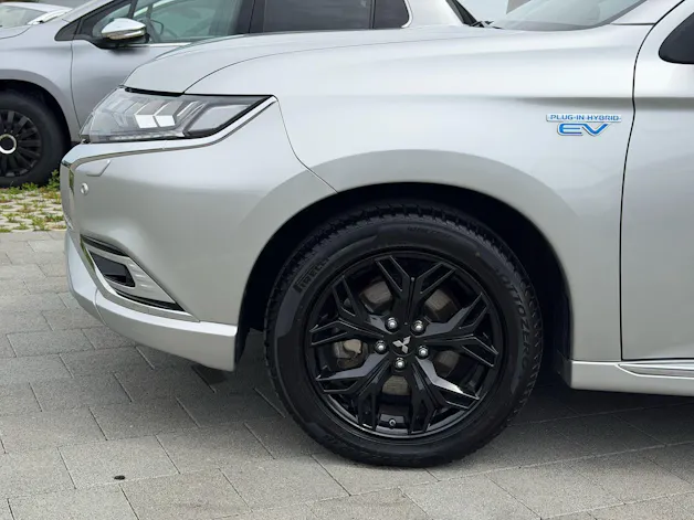 Mitsubishi Outlander 2.4 PHEV Diamond