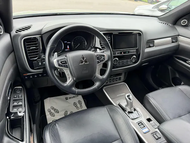 Mitsubishi Outlander 2.4 PHEV Diamond