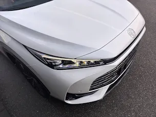 MG HS 1.5 Hybrid Luxury