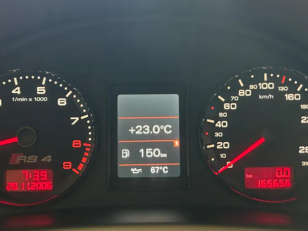 Audi RS4 4.2 V8 quattro