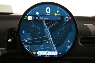 https://vehicle.imgix.net/4370712/d685fc83-2314-4b3e-bae9-d8026d90bea2.jpg