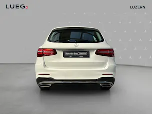 Mercedes-Benz GLC 250 AMG Line 4Matic 9G-Tronic