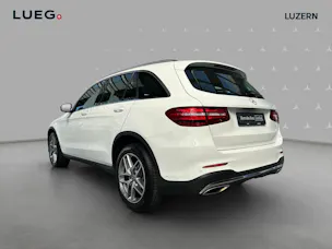 Mercedes-Benz GLC 250 AMG Line 4Matic 9G-Tronic