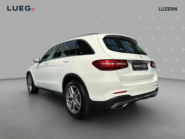 Mercedes-Benz GLC 250 AMG Line 4Matic 9G-Tronic