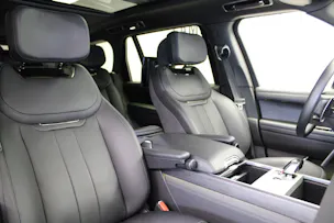 Land Rover Range Rover LWB P615 4.4 V8 SV Automatic