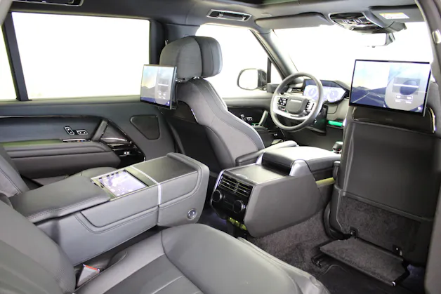 Land Rover Range Rover LWB P615 4.4 V8 SV Automatic