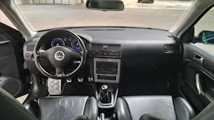 VW Golf R32 4Motion