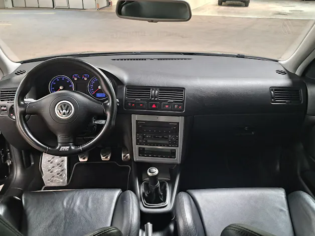 VW Golf R32 4Motion