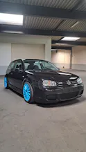 VW Golf R32 4Motion