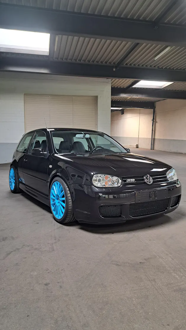VW Golf R32 4Motion
