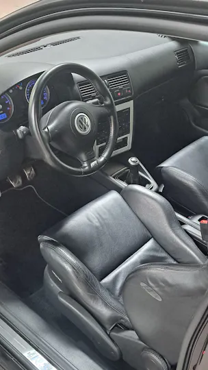 VW Golf R32 4Motion