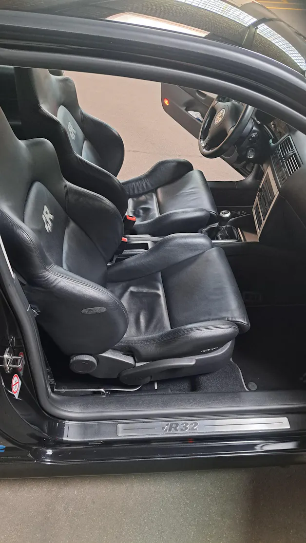 VW Golf R32 4Motion