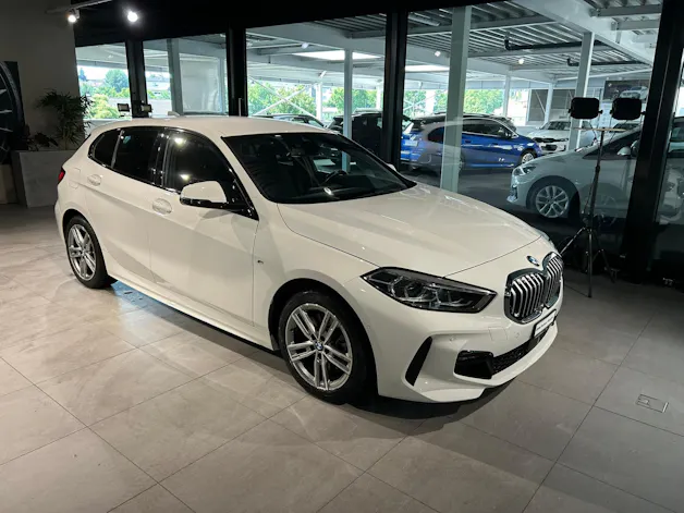 BMW 120i Pure M Sport Steptronic