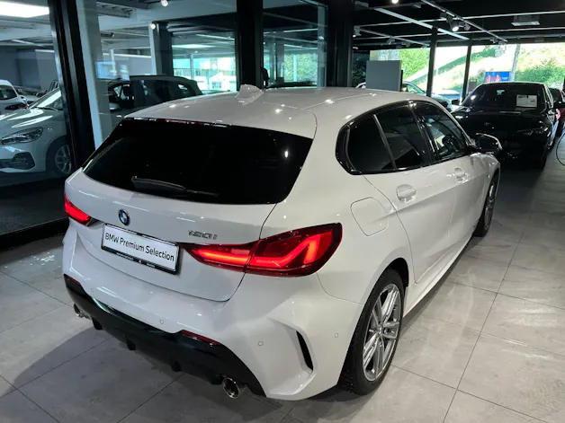 BMW 120i Pure M Sport Steptronic