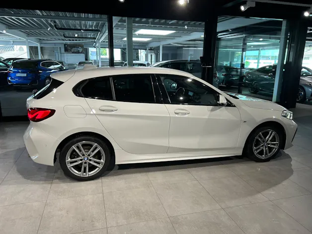 BMW 120i Pure M Sport Steptronic
