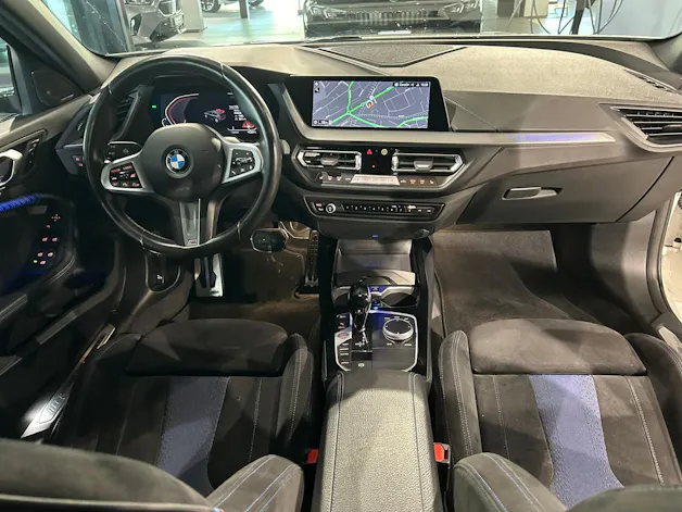 BMW 120i Pure M Sport Steptronic