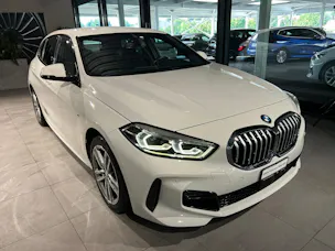 BMW 120i Pure M Sport Steptronic