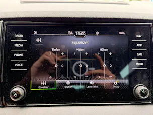 Škoda Karoq Selection *** ACC & RÜCKFAHRKAMERA ***