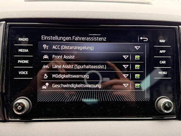 Škoda Karoq Selection *** ACC & RÜCKFAHRKAMERA ***