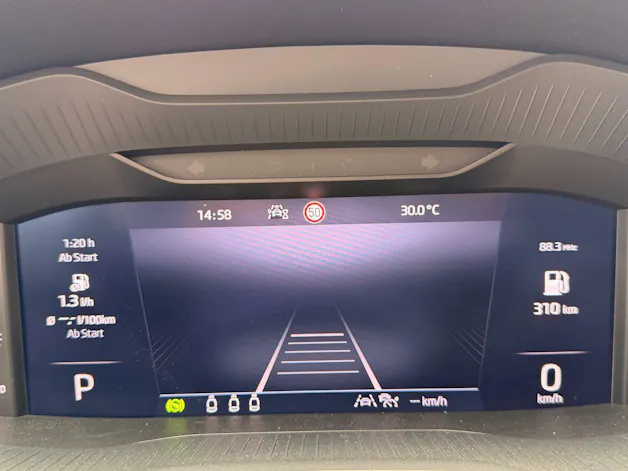 Škoda Karoq Selection *** ACC & RÜCKFAHRKAMERA ***