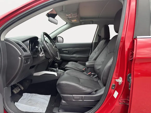 Mitsubishi ASX 2.2 DID Navigator 4WD Automatic