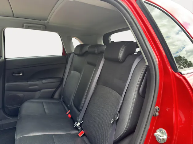 Mitsubishi ASX 2.2 DID Navigator 4WD Automatic