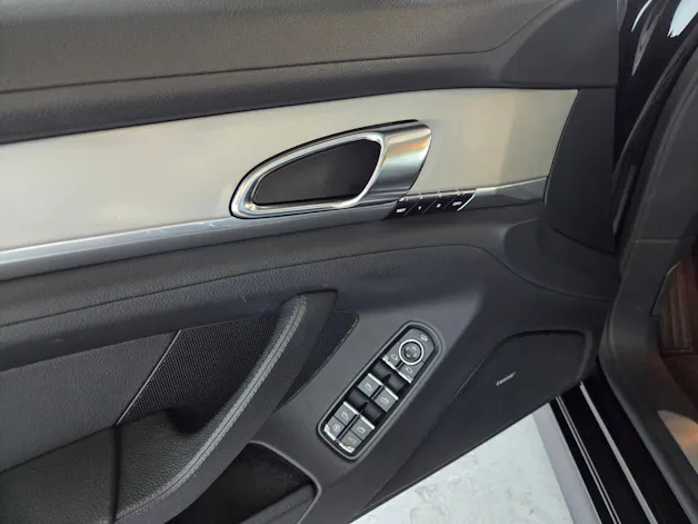Porsche Panamera 4.8 V8 4S PDK