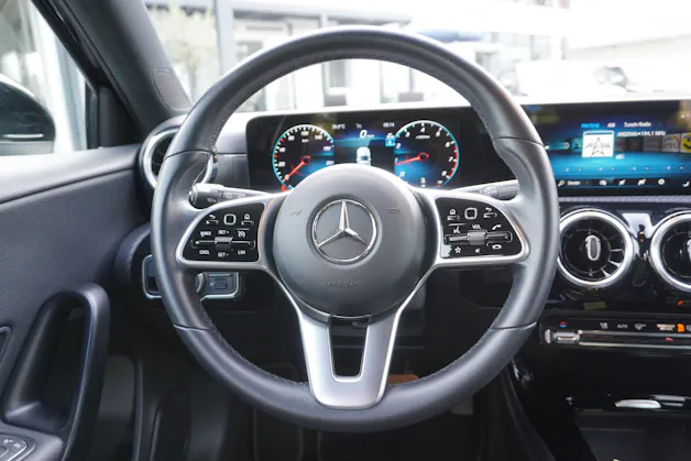 Mercedes-Benz A 180 Style 7G-DCT