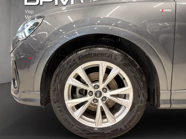 Audi Q3 35 TFSI S line S-tronic