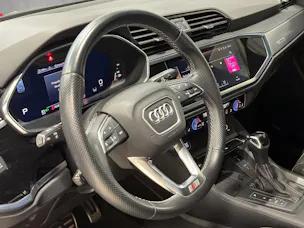 Audi Q3 35 TFSI S line S-tronic