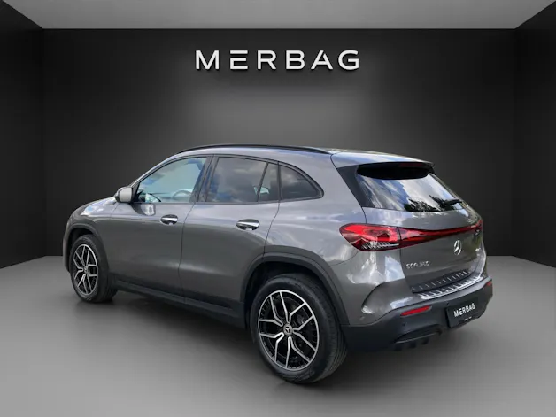 MERCEDES-BENZ EQB 300 4Matic AMG Line