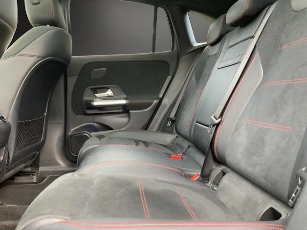 MERCEDES-BENZ EQB 300 4Matic AMG Line