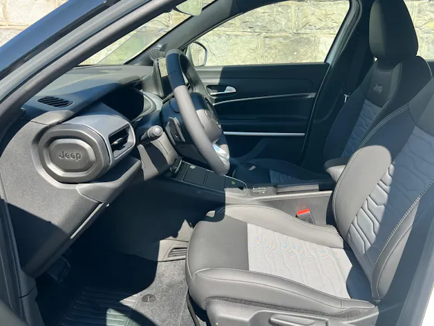 Jeep Avenger 1.2 Turbo MHEV Upland Plus 4xe