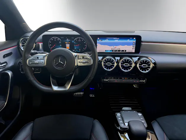 Mercedes-Benz A 200 AMG Line