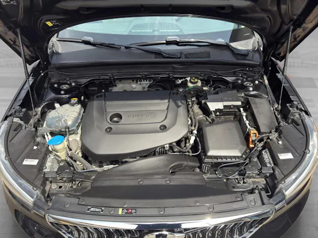 VOLVO XC40 B4 Benzin Mild Hybrid AWD Inscription Geartronic