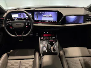 Audi RS 5 Avant TFSI 470 kW Tiptronic quattro