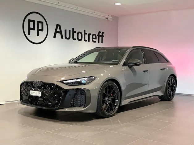 Audi RS 5 Avant TFSI 470 kW Tiptronic quattro