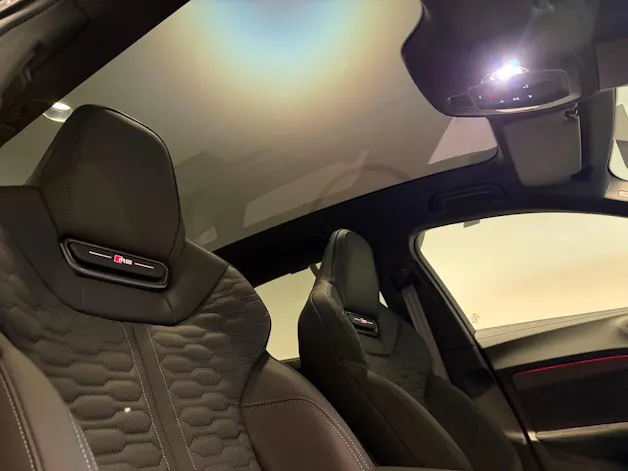 Audi RS 5 Avant TFSI 470 kW Tiptronic quattro