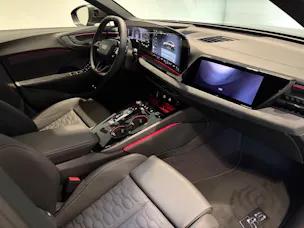 Audi RS 5 Avant TFSI 470 kW Tiptronic quattro