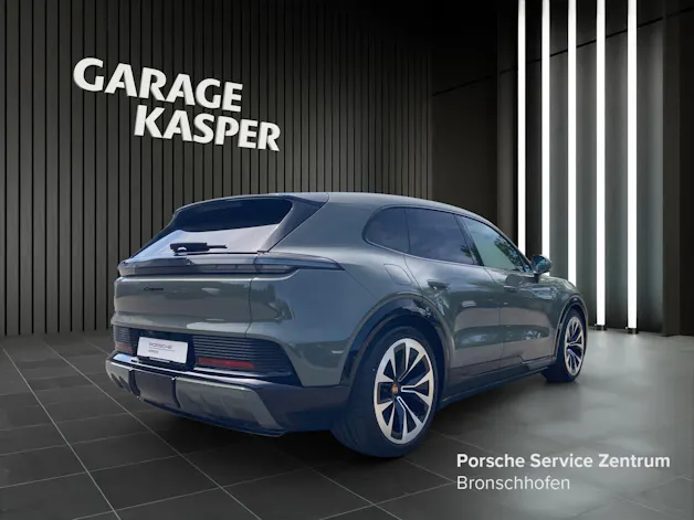 Porsche Cayenne Electric 113 kWh