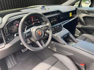 Porsche Cayenne Electric 113 kWh