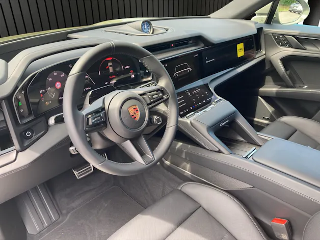 Porsche Cayenne Electric 113 kWh