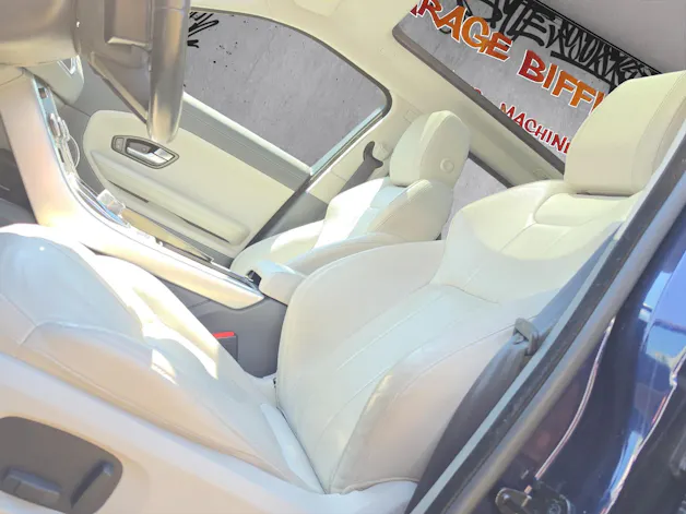 Land Rover Range Rover Evoque 2.0 Si4 SE Dynamic AT9