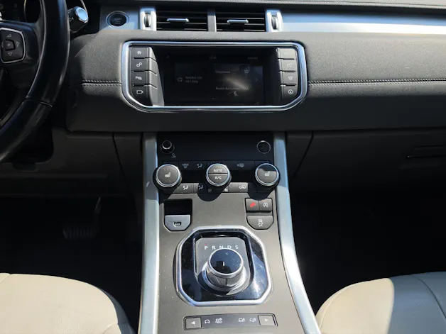 Land Rover Range Rover Evoque 2.0 Si4 SE Dynamic AT9